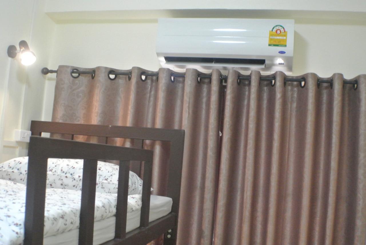 On Nut Hostel Ban Khlong Nang Li Екстер'єр фото